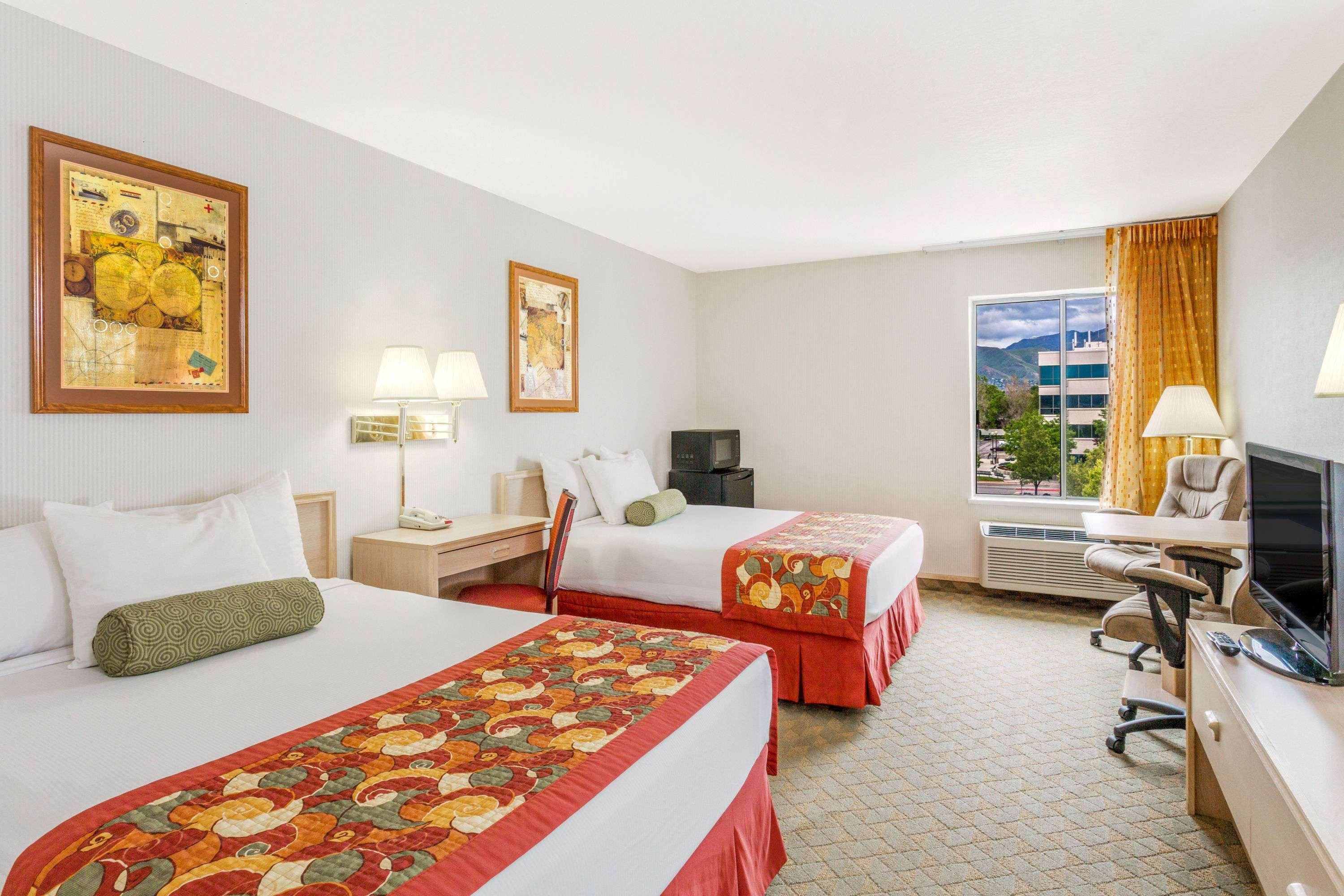 Rodeway Inn & Suites Salt Lake City Downtown מראה חיצוני תמונה